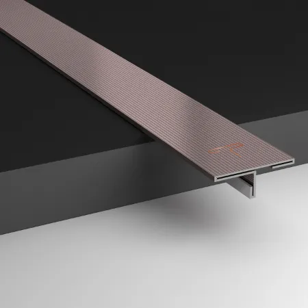 Stylish silver mesh t profile and t patti, great for spaces