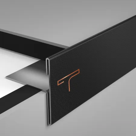 A sleek SS T Patti for a minimalist aesthetic